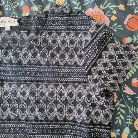 Vintage | Classique Collections | XL | Embroidered - Picture 6 of 13
